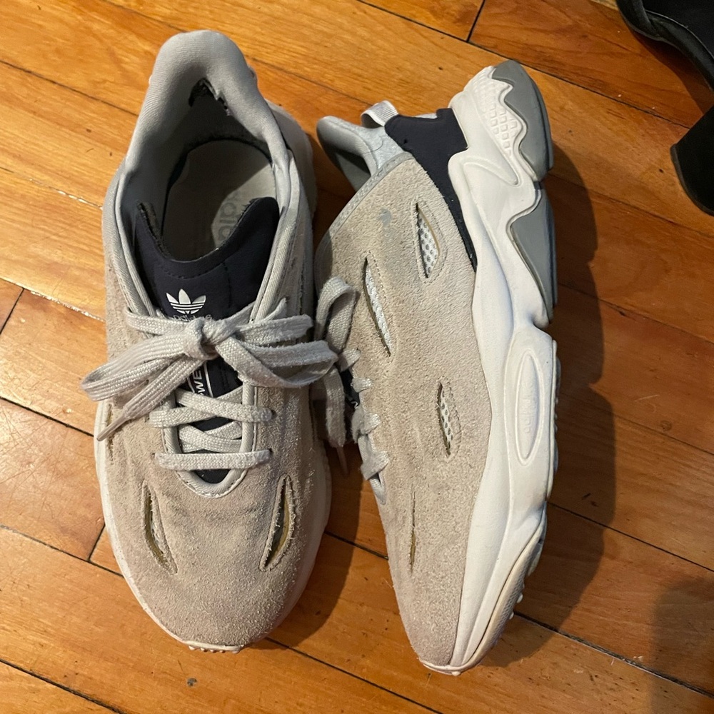 Adidas Special Collection Ozweego Celox W Size 7.5
